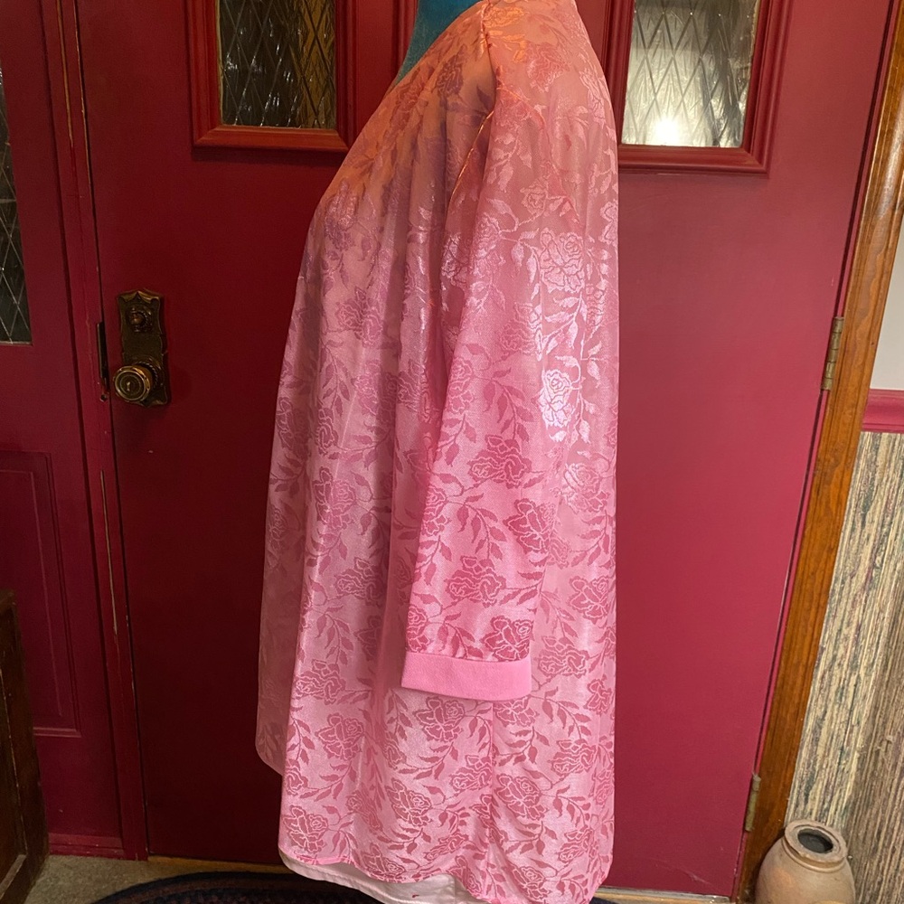 Anthony Richards Floral Pink Robe - Picture 5 of 5